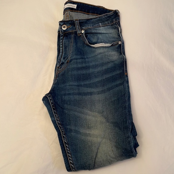 Zara Skinny Jeans - Picture 5 of 6